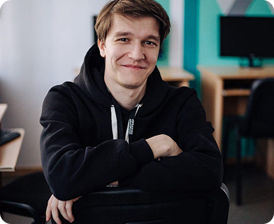 Егор Белоусов